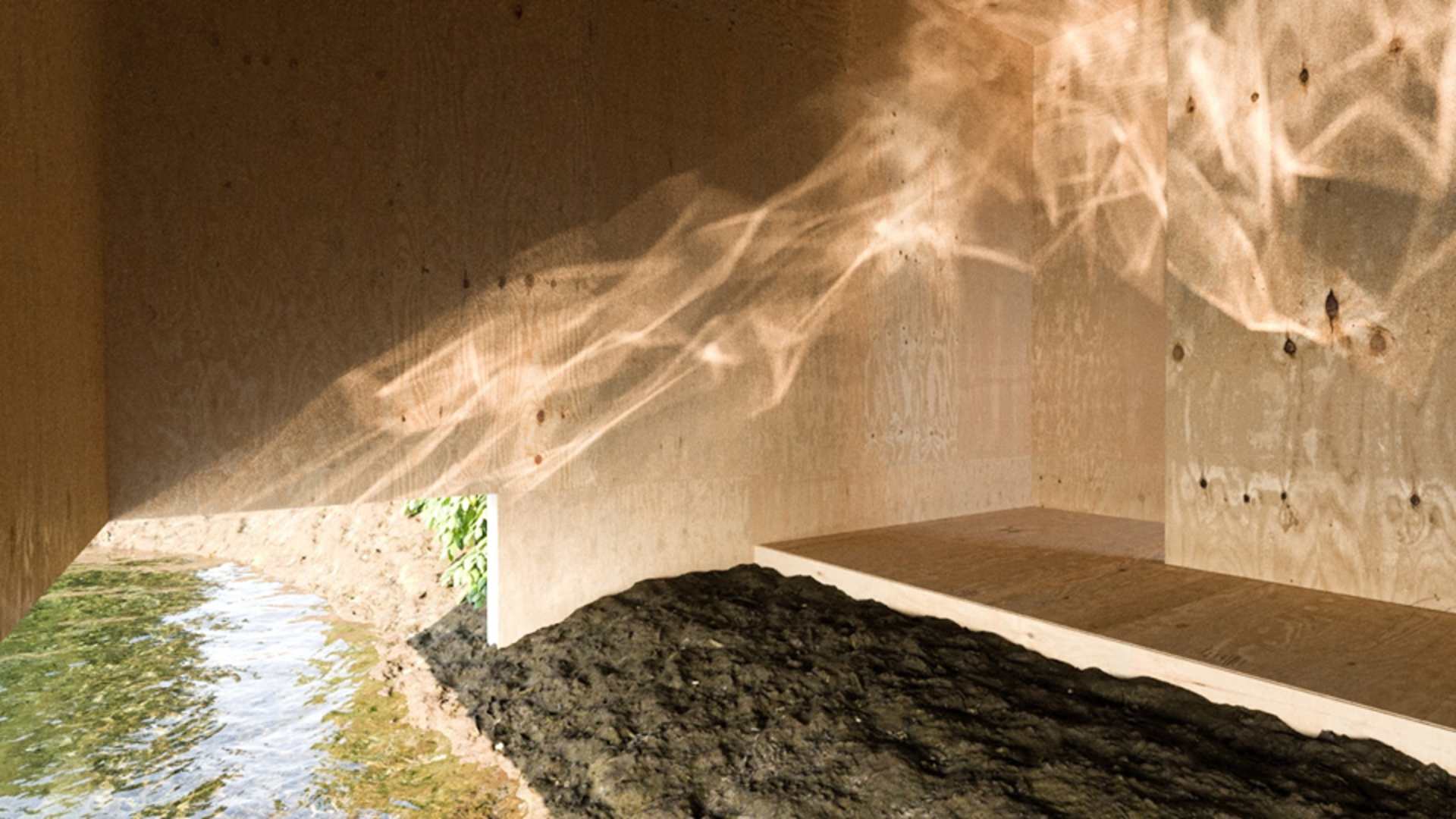 Introducing Caustics and How to render them 2